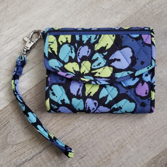 Vera Bradley Handbags - Vera Bradley Wallet Wristlet Quilt Trifold Floral
